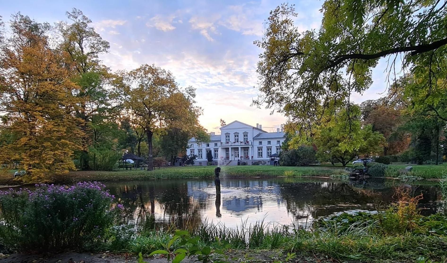 Villa Dwór Podstolice Exterior foto